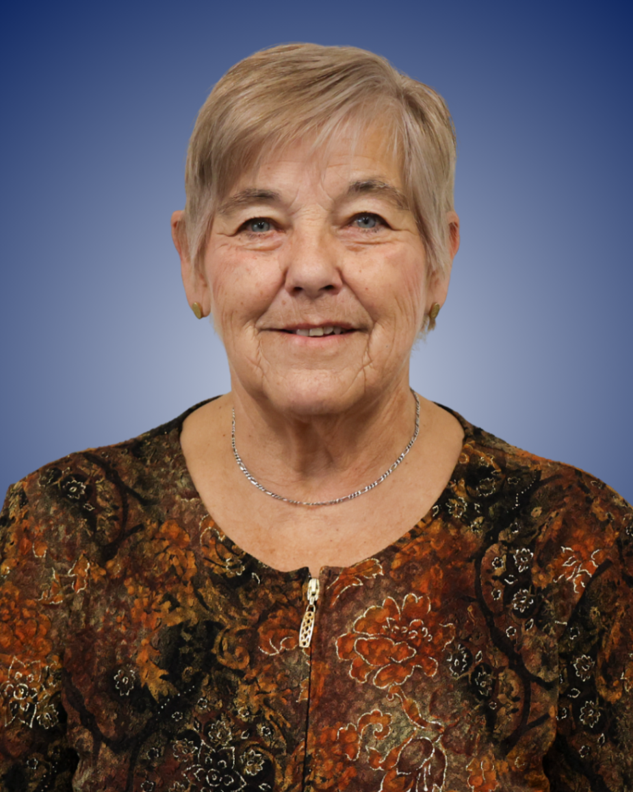 Board Headshots Barb Martinson